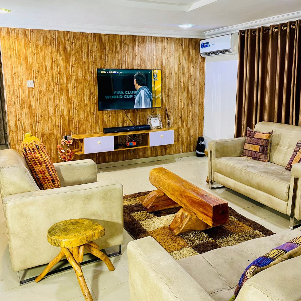 Igbalode 2 Bedroom Shortlet Apartment Living Room in Ibadan